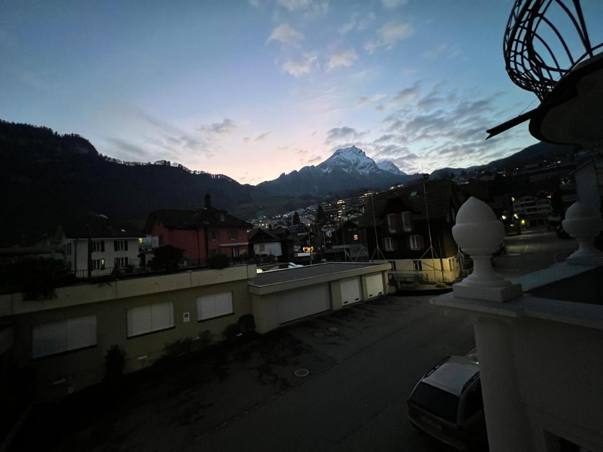 Moderne Wohnung Mit Pilatusblick 4 Pax Hergiswil Exterior photo